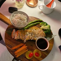 9/30/2021 tarihinde Arturo G.ziyaretçi tarafından Friends Sushi'de çekilen fotoğraf