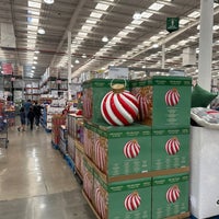 Photo taken at Costco by Arturo G. on 9/28/2023