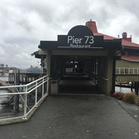 Das Foto wurde bei Pier 73 Restaurant - Closed for Renovations von Arturo G. am 10/18/2016 aufgenommen