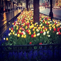 Photo taken at Avenue Crowne Plaza Chicago Magnificent Mile by Angela D. on 5/10/2013