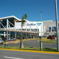 Foto tirada no(a) Shopping RioMar por Cadu S. em 4/9/2013