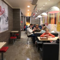 1/3/2019 tarihinde Андрей К.ziyaretçi tarafından KFC'de çekilen fotoğraf