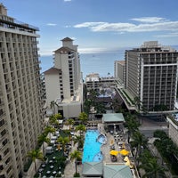 Foto tirada no(a) Embassy Suites by Hilton Waikiki Beach Walk por Sheryl L. em 1/16/2023