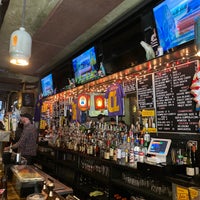 1/5/2020 tarihinde Samuel B.ziyaretçi tarafından Lake Street Bar'de çekilen fotoğraf