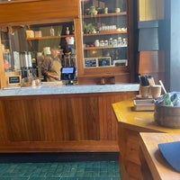 3/19/2022 tarihinde Samuel B.ziyaretçi tarafından Cafe Integral'de çekilen fotoğraf