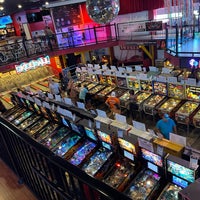 9/5/2022 tarihinde Cortney M.ziyaretçi tarafından Silverball Retro Arcade | Delray Beach, FL'de çekilen fotoğraf