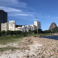 Photo taken at Praia de Botafogo by P373R on 9/6/2022
