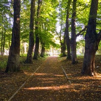 Photo taken at липовая аллея🌳🌳🌳 by P373R on 9/11/2015