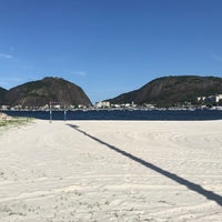 Photo taken at Praia de Botafogo by P373R on 9/6/2022