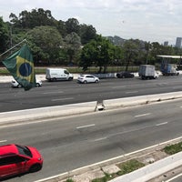 Photo taken at Ponte Cidade Jardim by P373R on 11/13/2019
