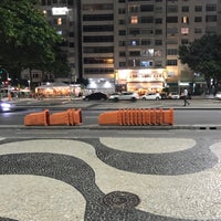 Photo taken at Avenida Atlântica by P373R on 11/21/2022