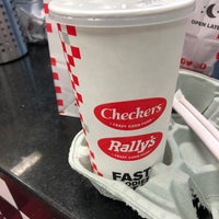 Photo taken at Checkers by Ricardo R. on 10/14/2018