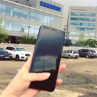 Photo taken at Samsung Electronics Belgium by Mélanie on 4/26/2017