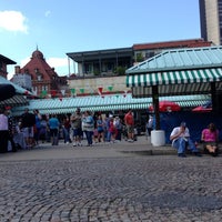Photo taken at 17th Street Farmer&amp;#39;s Market by Tinna on 9/30/2012