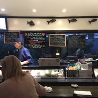 Foto scattata a Zooma Sushi da Angela il 8/16/2015