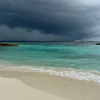 Photo taken at Bandos Maldives by 🅱📧🅿️🌕НИК🅰 on 7/21/2022