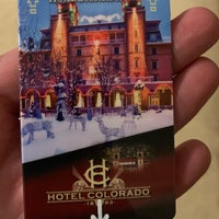 รูปภาพถ่ายที่ Hotel Colorado โดย Lucas R. เมื่อ 3/12/2019