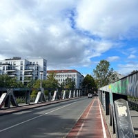 Photo taken at Langenscheidtbrücke by Cornell P. on 10/3/2022