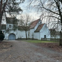 รูปภาพถ่ายที่ Jagdschloss Grunewald โดย Cornell P. เมื่อ 2/20/2024