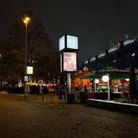 Das Foto wurde bei Hackescher Markt von Cornell P. am 12/4/2023 aufgenommen