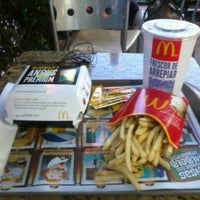 Photo taken at McDonald&amp;#39;s by Alcides N. on 10/31/2012
