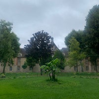 Photo taken at Jardin de l&amp;#39;Hôpital Saint-Louis by Sandrine A. on 8/16/2021