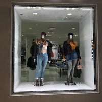 Photo taken at Forever 21 by Sandrine A. on 11/12/2017