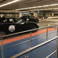 Photo taken at Taxi Stand Brussels Airport by Emmanuel D. on 2/4/2019
