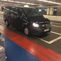 Photo taken at Taxi Stand Brussels Airport by Emmanuel D. on 6/25/2018