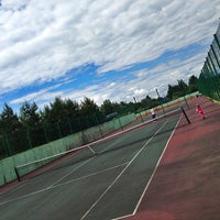 Чекерил теннисные корты