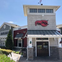Photo taken at Red Lobster by Konstantinos Z. on 7/3/2018