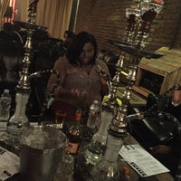 4/1/2016 tarihinde Monique G.ziyaretçi tarafından SMoKE Cigar &amp;amp; Hookah Parlor'de çekilen fotoğraf