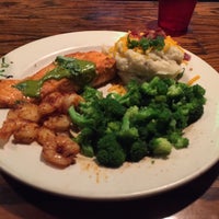 Photo taken at Chili&amp;#39;s Grill &amp;amp; Bar by Monique G. on 5/24/2015