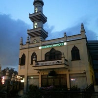Photo taken at Masjid Khadijah (Mosque) by Jefri M. on 1/27/2014