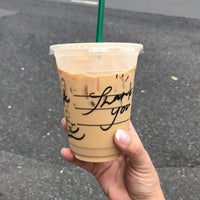 Photo taken at Starbucks by カナエ ハ. on 8/29/2018
