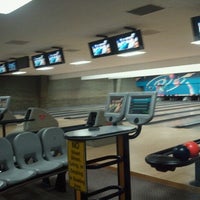 Photo taken at Kettle Moraine Bowl by Michelle J. on 10/5/2012