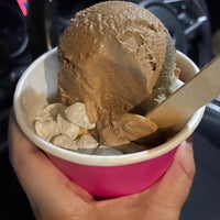 Das Foto wurde bei Frozen Fruit Co - Plant Based Ice Cream von Jenny T. am 4/18/2023 aufgenommen