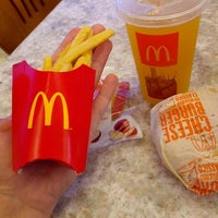 Photo taken at McDonald&amp;#39;s by Maianne R. on 10/1/2012