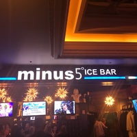 4/9/2017에 Greg D.님이 Minus5° Ice Lounge에서 찍은 사진