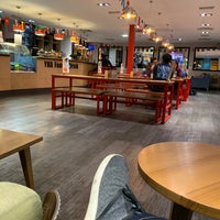 Photo taken at YHA London Central by IrGullit on 1/14/2019