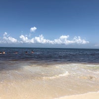 Foto tirada no(a) Playa Maya por Davo em 7/3/2018