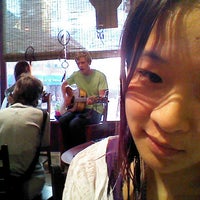 Photo taken at Oolong Tea House by Amythia D. on 6/29/2013