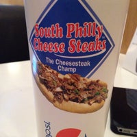 Снимок сделан в South Philly Cheese Steaks пользователем Kelli 11/13/2013