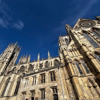 Das Foto wurde bei York Minster von Richard v. am 3/16/2024 aufgenommen