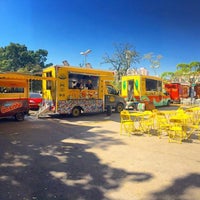 Photo taken at Encontro Gastronômico de Food Truck do Terrara Center Shop by Herbert B. on 8/9/2016