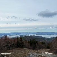 Foto diambil di Gunstock Mountain Resort oleh Tyler M. pada 5/6/2022