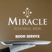 รูปภาพถ่ายที่ Miracle Istanbul Asia Hotel &amp;amp; SPA โดย Berkay O. เมื่อ 5/5/2013