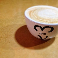 Foto diambil di Coffee Lab oleh Adam Z. pada 11/14/2012