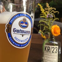 Das Foto wurde bei goldesel - Stullen, Bier und Rock&amp;#39;n&amp;#39;Roll von Thomas L. am 7/21/2017 aufgenommen