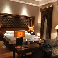 Photo taken at Sultan Inn Hotel by Dmitri Z. on 6/16/2017